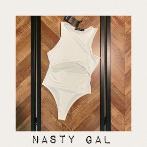 NASTY GAL - (NWT) Slinky Cut-Out Racer Bodysuit - SZ: 4